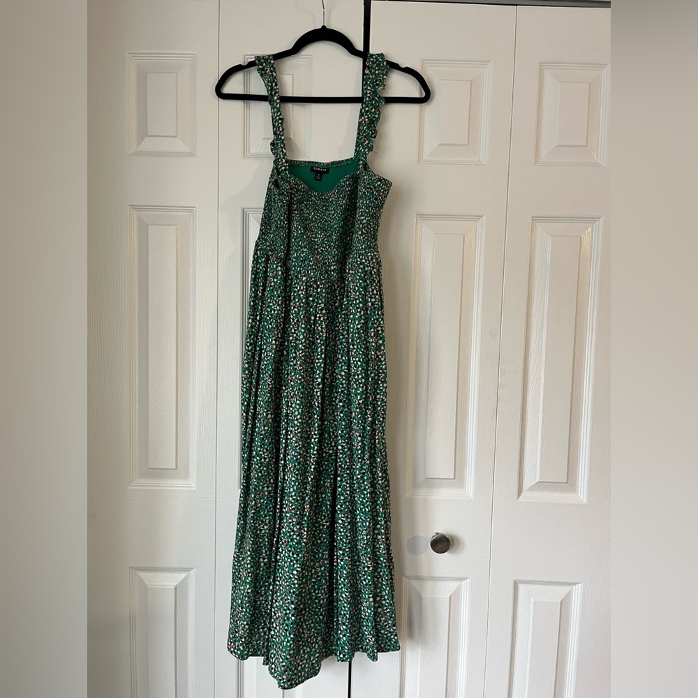 Torrid size 0 beautiful spring/summer dress